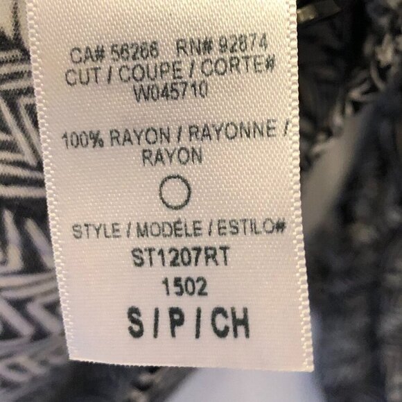 Splendid Long-Sleeve Rayon Black/White Print Blouse Size S EUC CLOSET CLEAR-OUT! - Picture 4 of 6